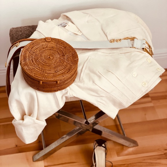 Vanilla Cropped Linen Oversized Jacket - Picture 6 of 15